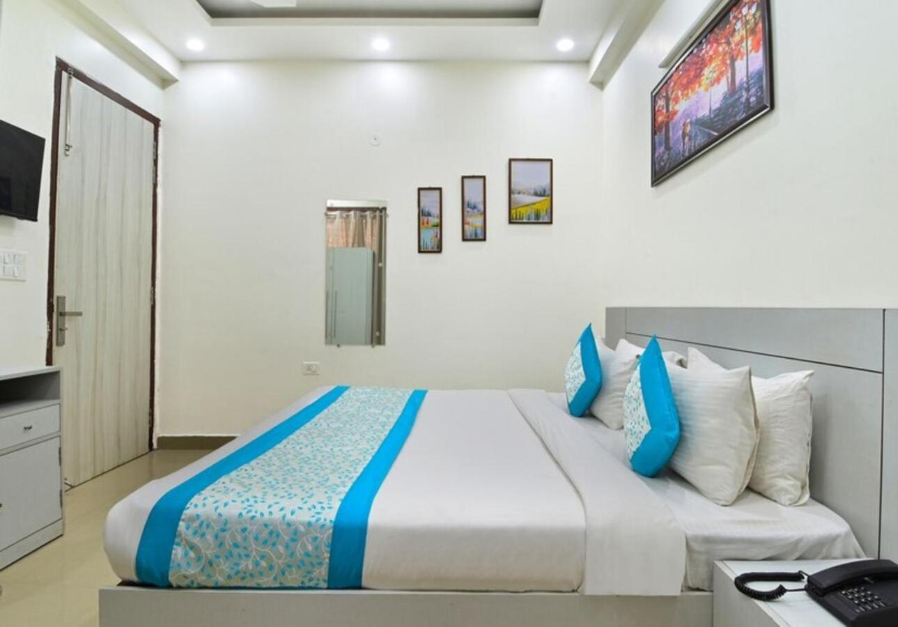 Hotel The Vertigo By Boom Rooms Noida Extérieur photo